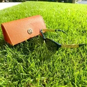 Tory Burch rimless bottom sunglasses black w/ gold rims TORY BURCH TY7192U 196187 Black Ivory Grey Women main image 4